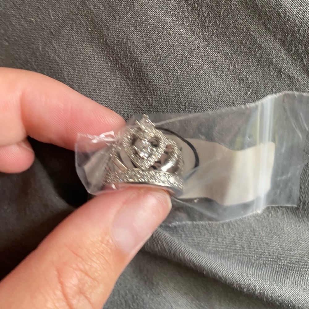 Crown ring - Picture 2 of 2